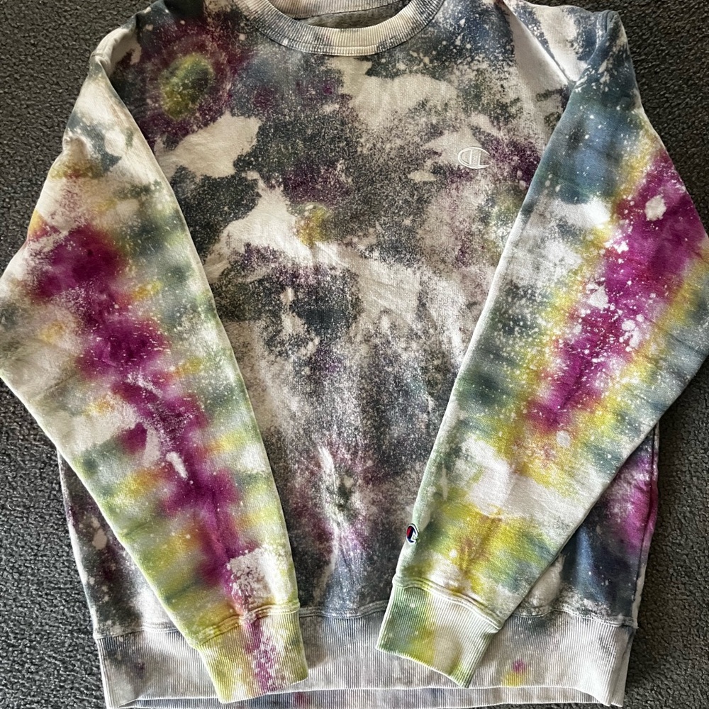 Champion Tie-Dye Sweatshirt